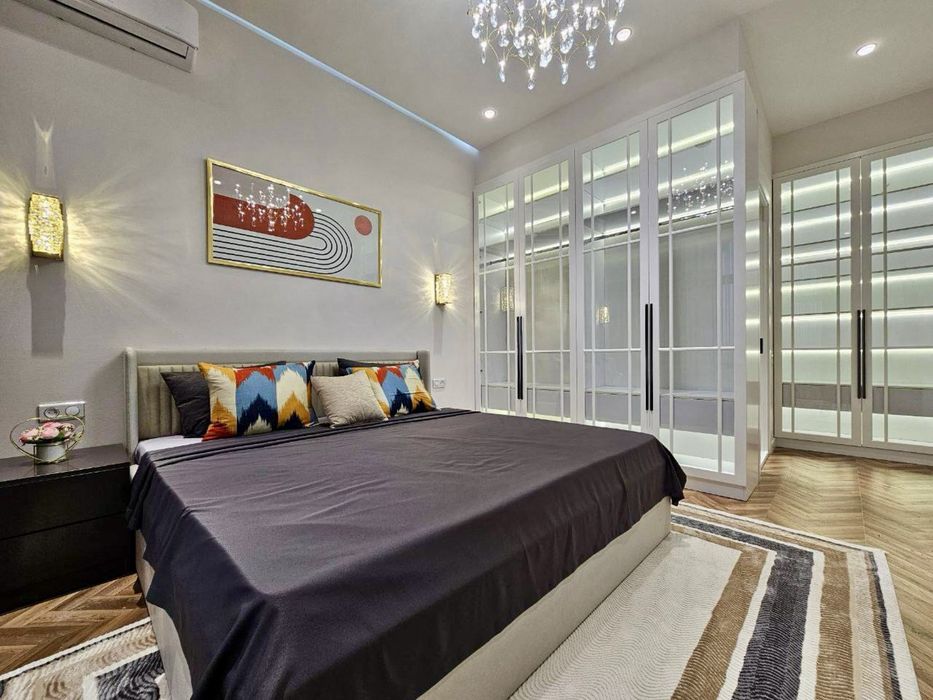 Продаю Элитный Новостройка 4/9/10 Дархан “Basri Baba” Алайский 100м2.