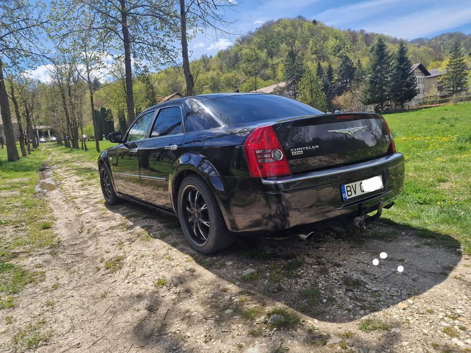Chrysler 300c km reali