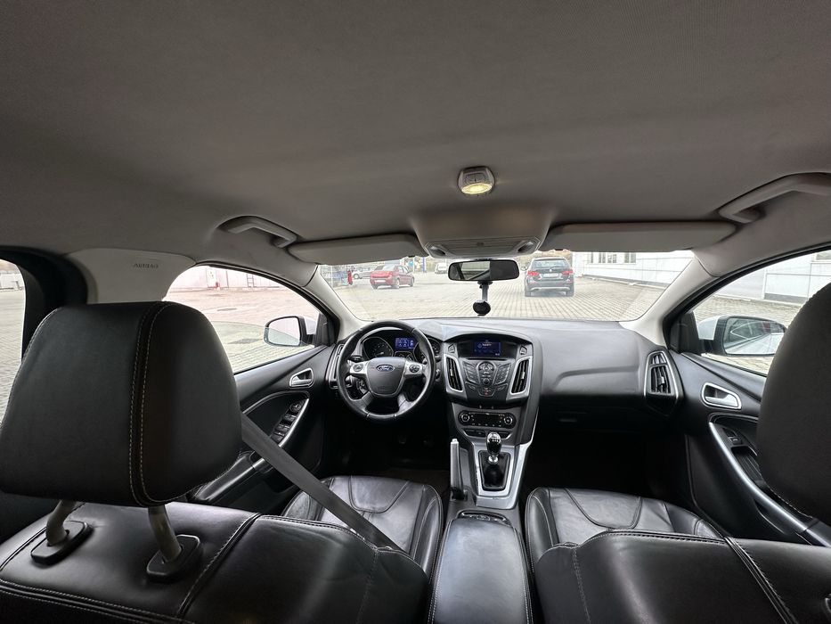 FORD Focus 2014 — imagine 3
