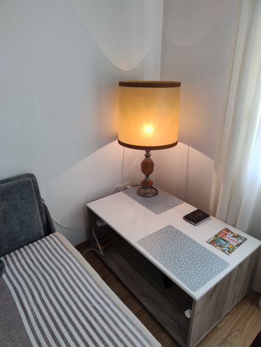 Vind lampadar sufrageriae.