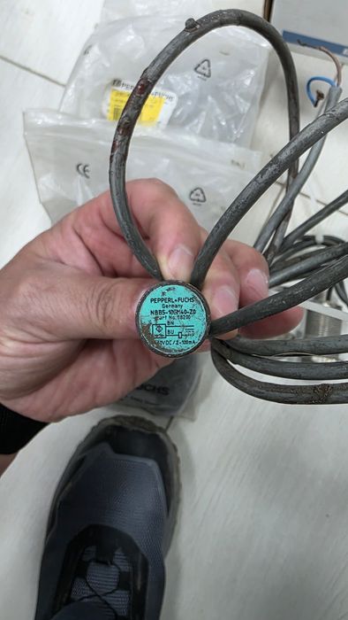 Датчик положения индуктивный proxy switch КИПиА