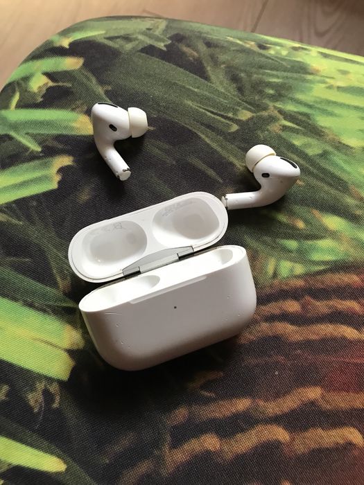 Airpods pro оригинални безжични слушалки
