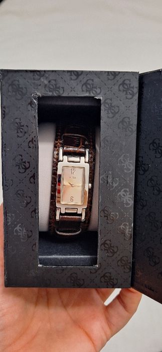 Ceas Fossil si Guess