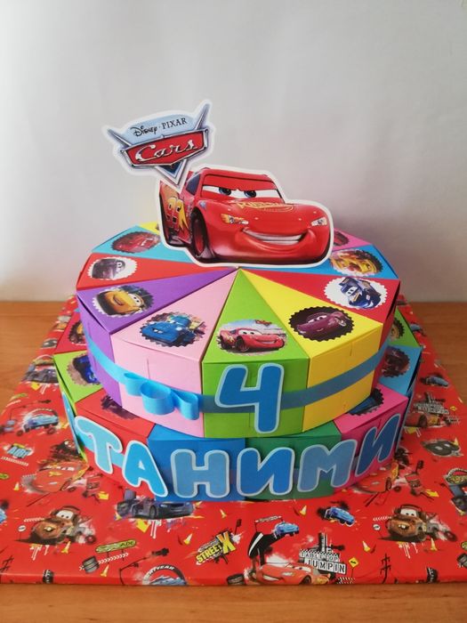 Картонени торти за малчовци