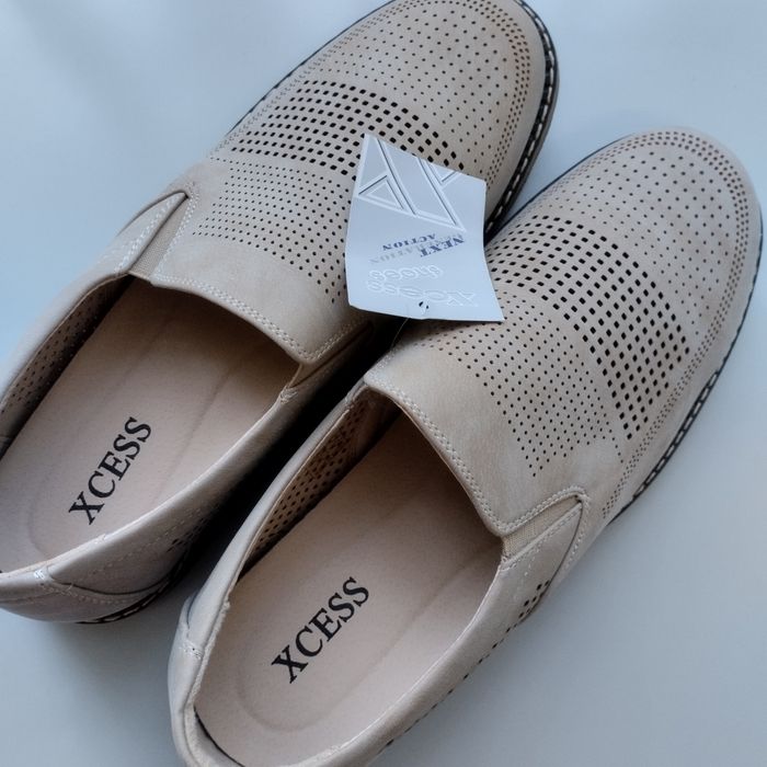 Мъжки дишащи бежови обувки