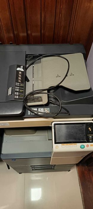 OCAZIE!!! Vand multifunctional laser color Konica Minolta Bizhub C227, A3