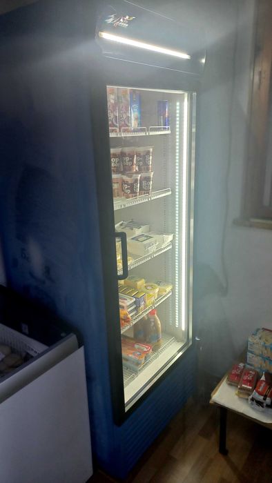 Вертикална витрина