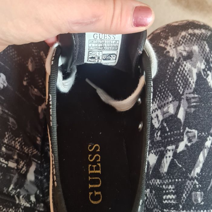 Guess 37 и 36 номер 80лв