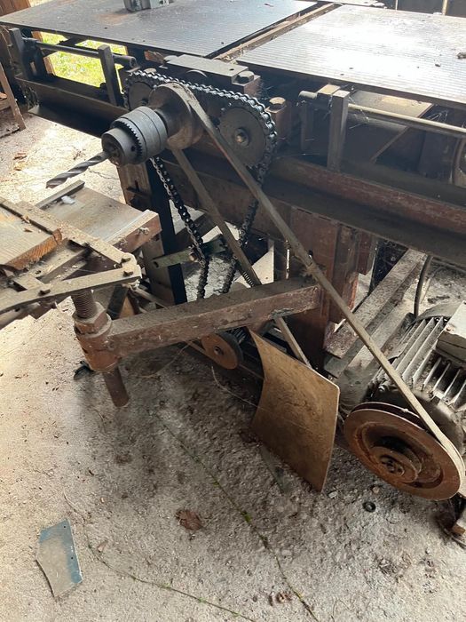 Combinata circular  ,grosime cepuit,-freza verticala-masina de șlefuit