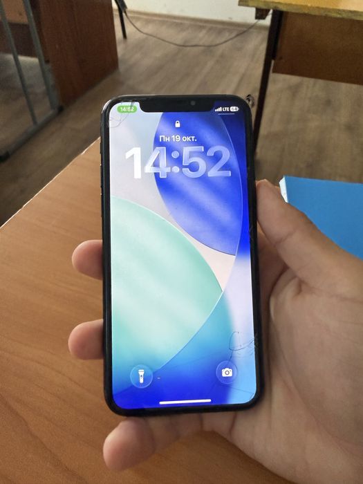 iPhone 11pro 64гб