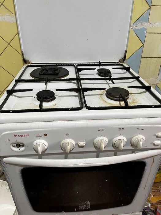 Gaz plita holati yaxshi