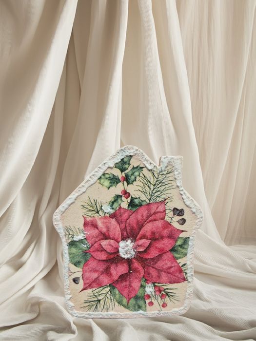 Дървени декорации и магнитчета