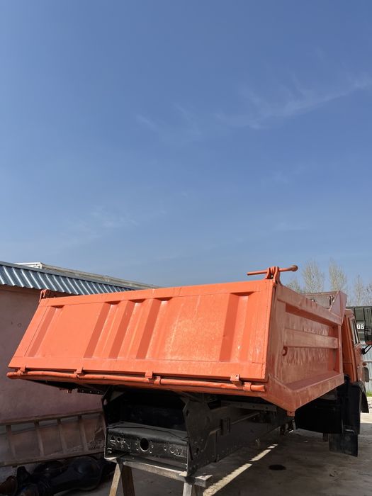 Kamaz samasval sotiladi