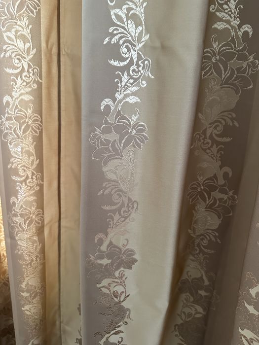 Продам шторы жаккардовые