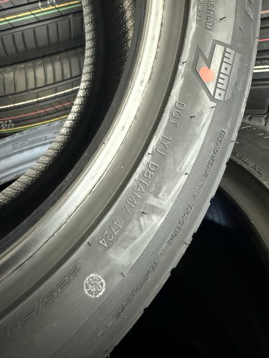 225/50/17 MOMO 4бр