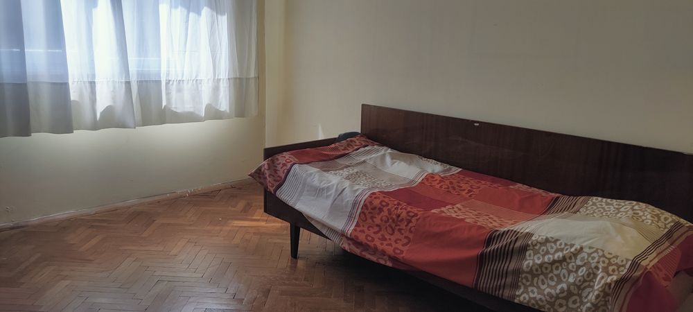 Продава се Тристаен апартамент в Благоевград, Идеален център - 80 кв.м за 919 €/кв.м - Снимка #2