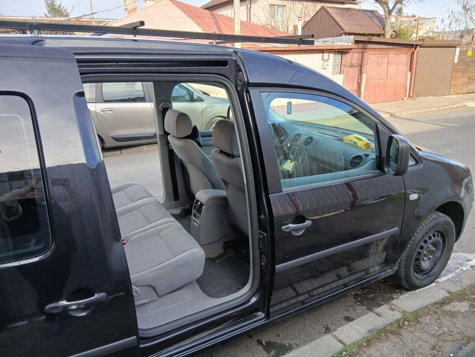 Caddy live 7 locuri