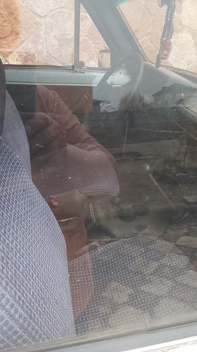 Продам машину на запчасти