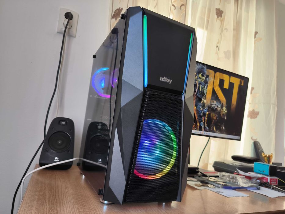 Unitate PC GAMING i7 8700 4.6Ghz/16GB DDR4/RX5700 8GB GDDR6/SSD M2 256GB/HDD 2TB