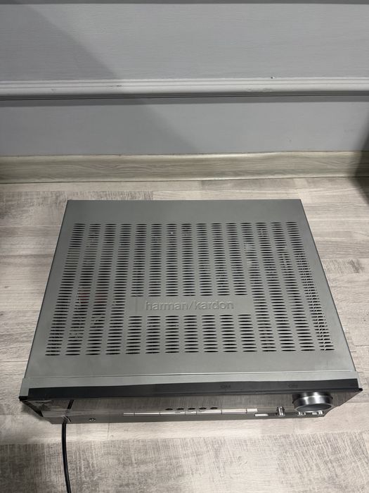 Ресиаер harman/kardon AVR 330/230