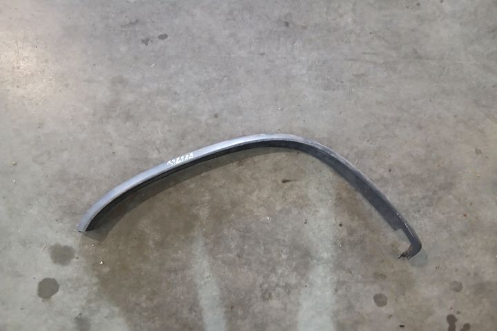 Overfender dreapta spate 5N0853818  5N0853818E 5N0853818  5N0853818E