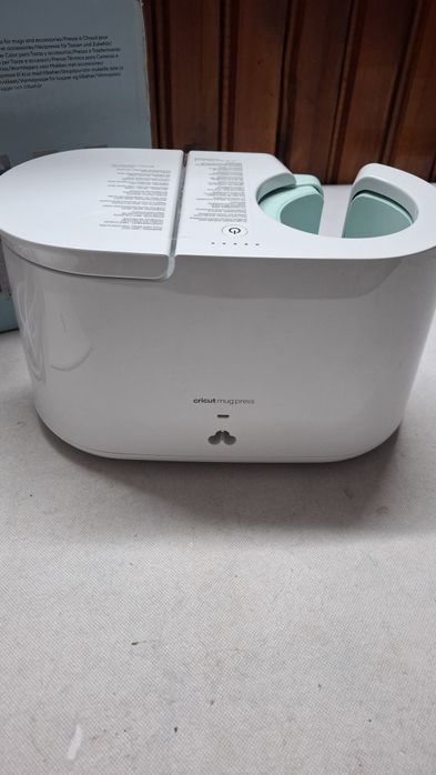 Топлинна преса,плотер  Cricut Mug Press ,350ml-470ml