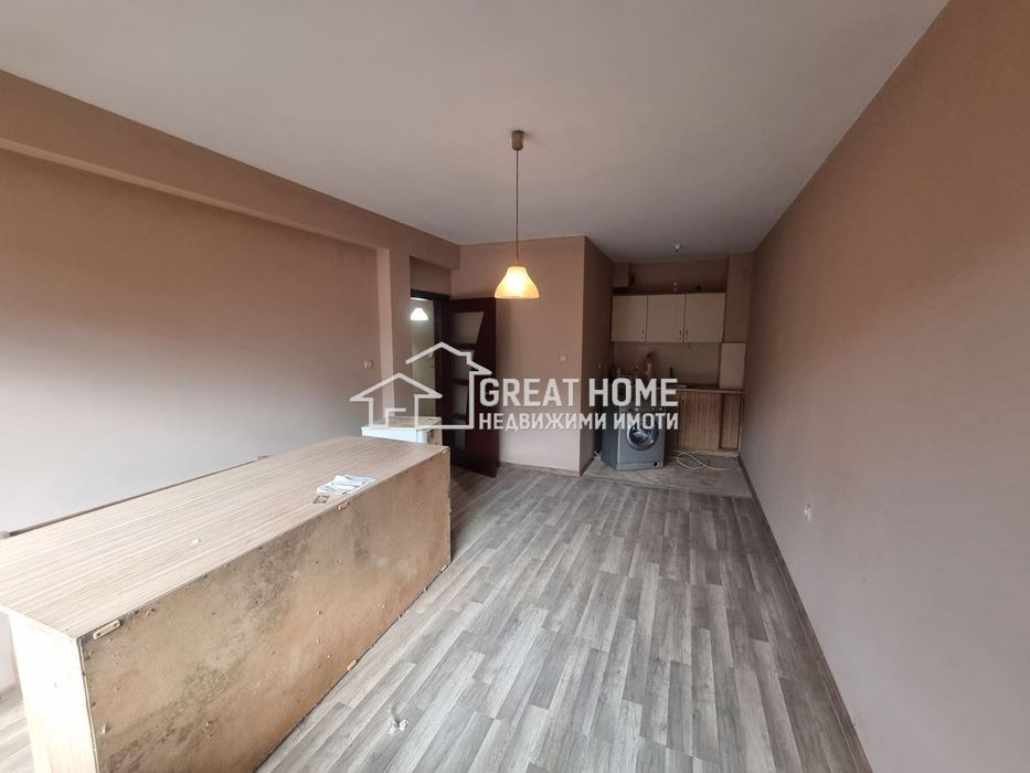 Продава се Двустаен апартамент в Търговище, Център - 54 кв.м за 1332 €/кв.м - Снимка #3