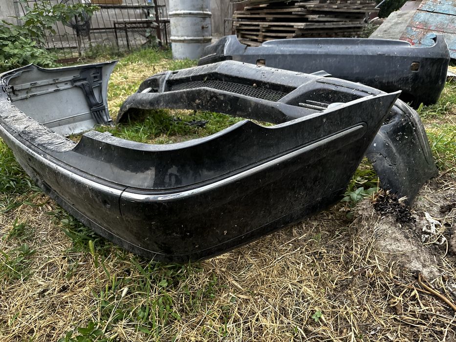 Продам бампера от мерседес 211 авангард