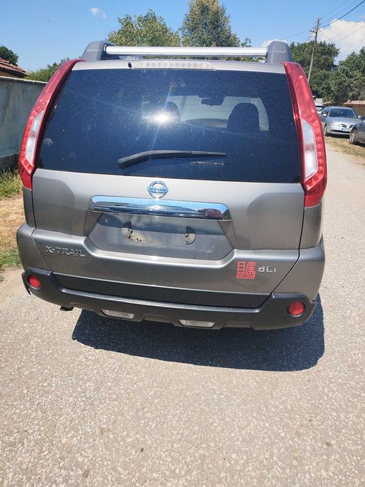 Nissan X-Trail T31 2.0 dci на части.