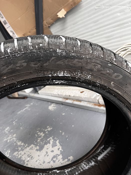 Pirreli scorpion 255/45/R20