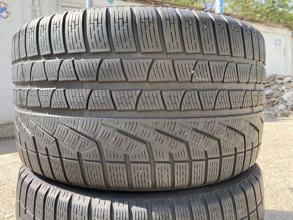 Шины 285/35/19 пара бу пирелли