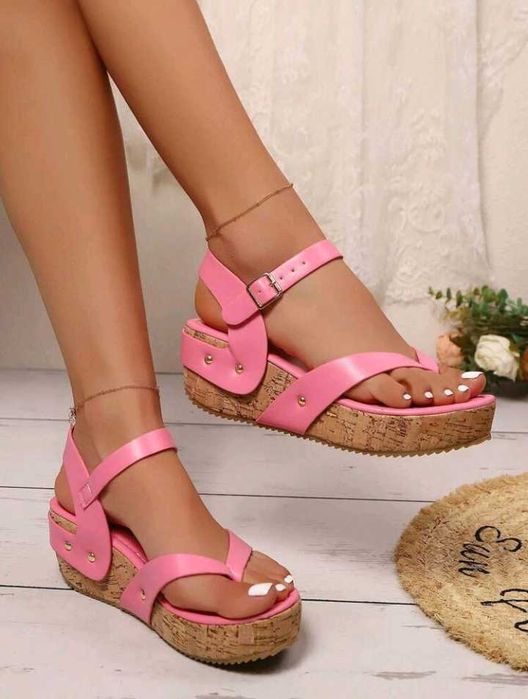 Дамски сандали в розово номер 38 дължина на стелката 24 см