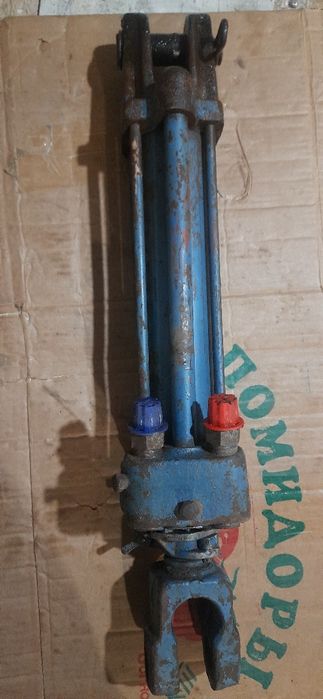 Гидроцилиндр от МТЗ