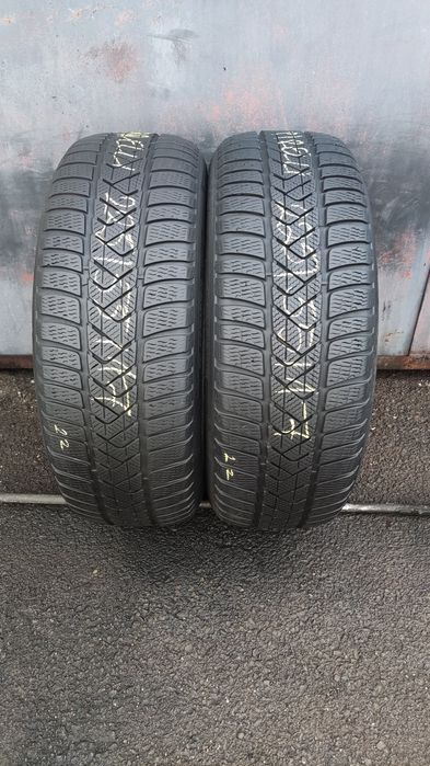 2бр. зимни гуми 225/55/17 Pirelli Sotto Zero 3, Runflat, dot22
dot21