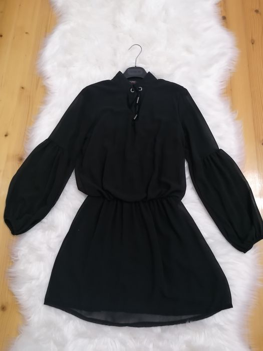 Пролетни рокли различни модели