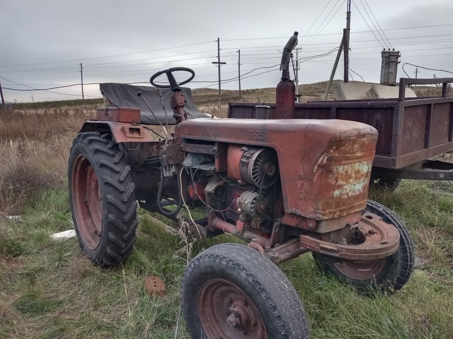 Продам трактор т 25