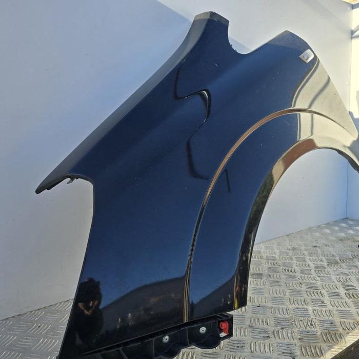 Aripa fata stanga Opel Zafira B