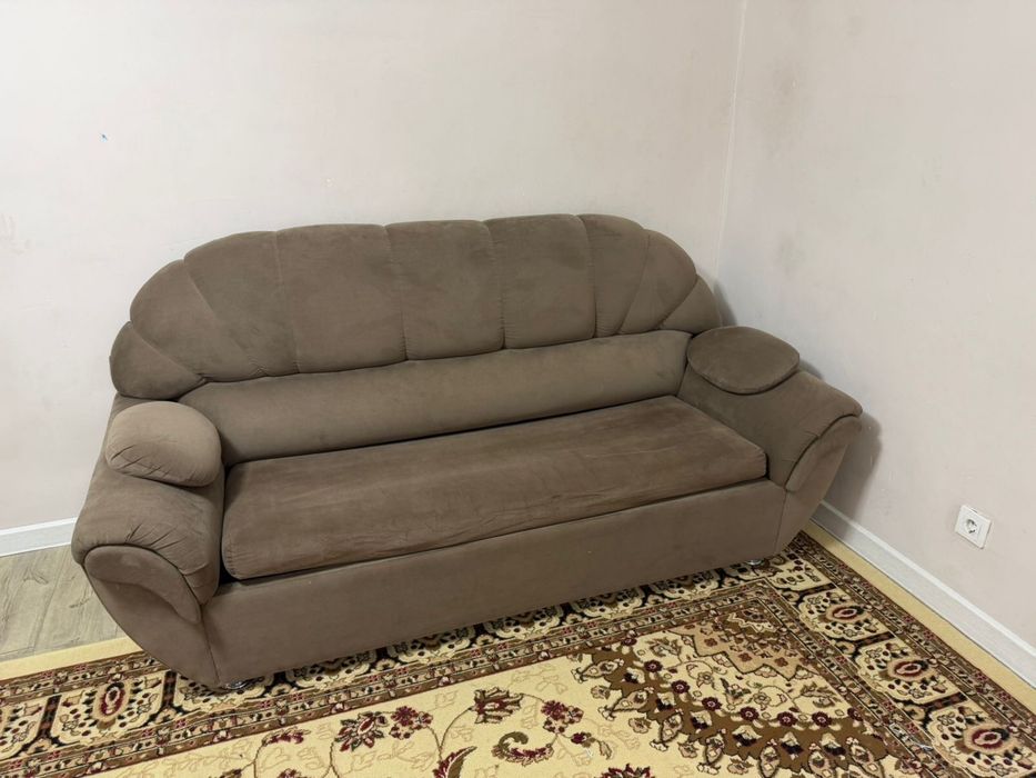 Продается диваны