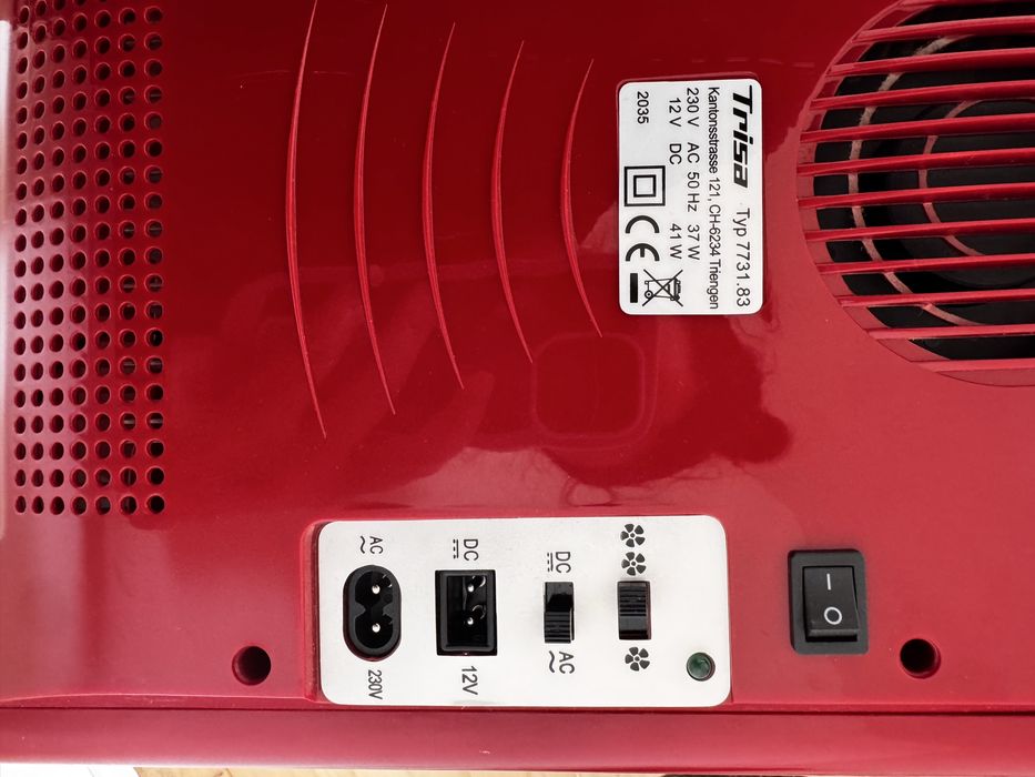 Ретро мини хладилник Trisa Frescolino Plus (12V/230V)