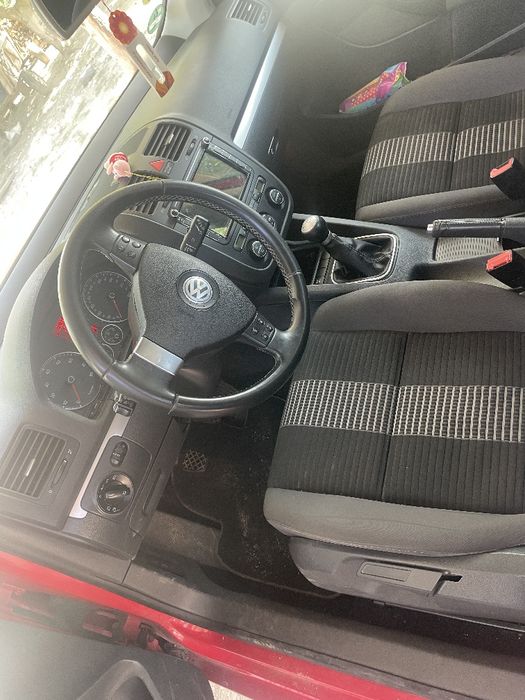 Vând golf 5 1.4 TFSI an 2009