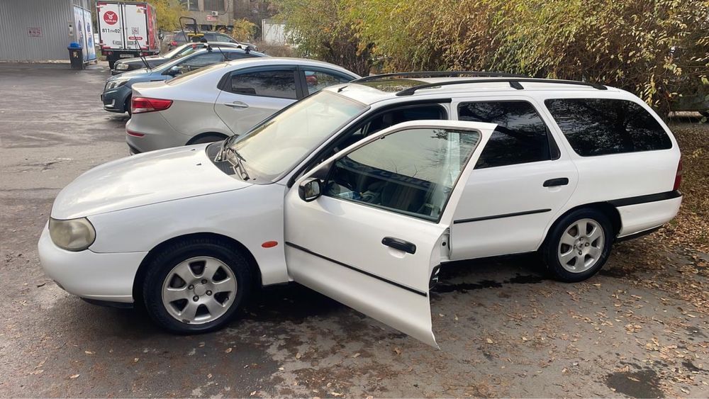 Машина форт мондео