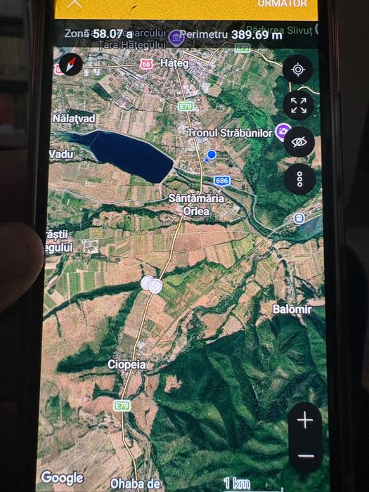 Vând teren 5.800 mp (58 ari) cu deschidere la E79, zona Ciopeia / Sântămăria-Orlea, jud. Hunedoara