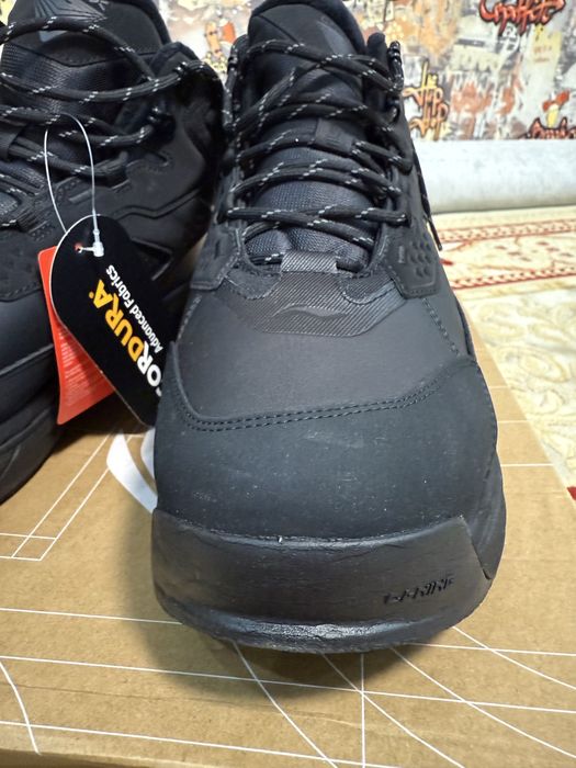 Продам зимние кросовки Li ning 43 размер