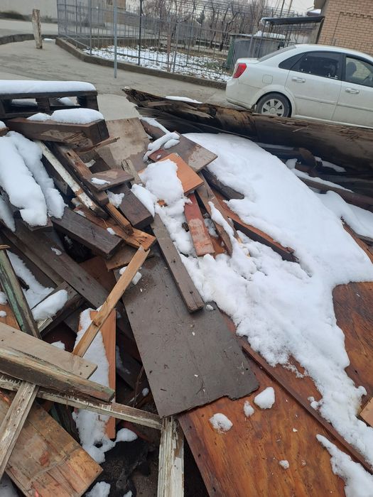 O'tin taxta, Утин тахта ва чёрний паталоклик тахта (utin taxta)