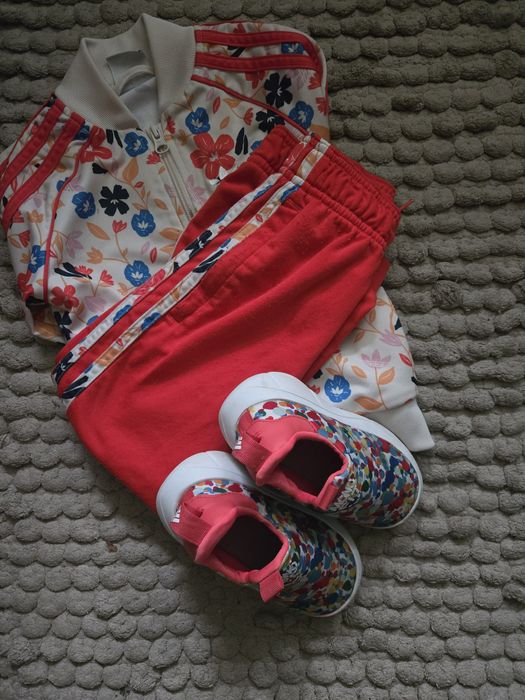 Adidas детски комплект