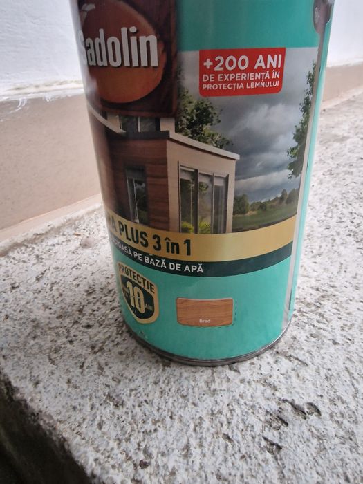 Vopsea Sadolin Lazura pe baza de apa