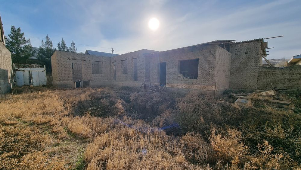 Chinobotda uy sotiladi sirochna