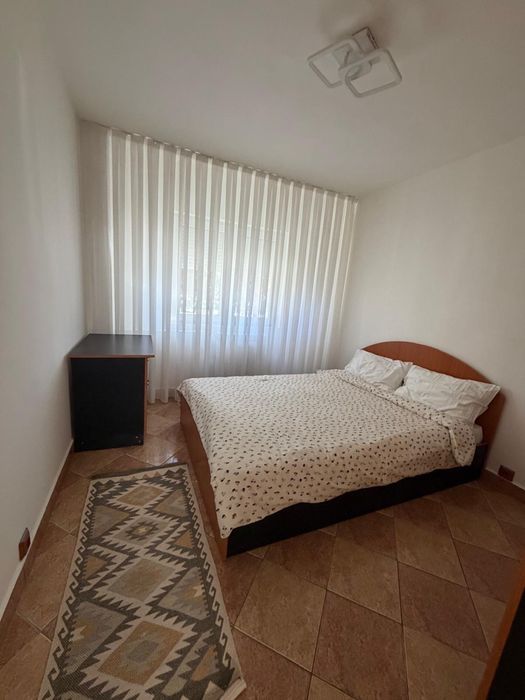 Inchiriez apartament 3 camere tip AN zona vis a vis Dorbob