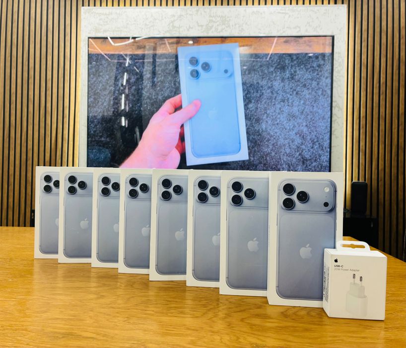 Нови iPhone 18 Pro Max 256 Glacier/ Син цвят