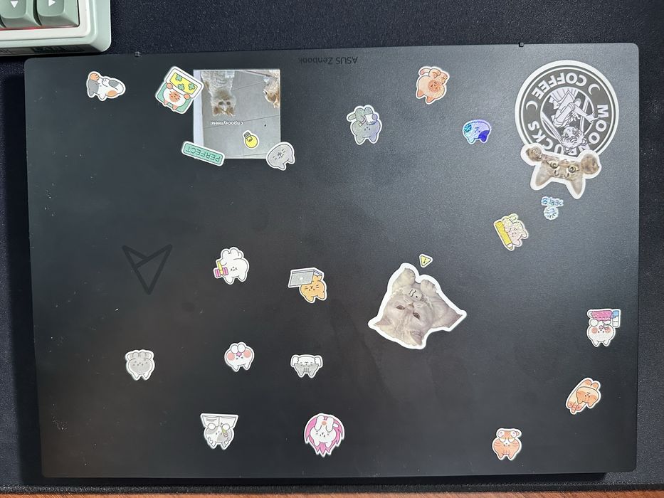 ASUS Zenbook 14 OLED